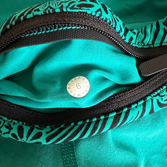 2 Lululemon Speeds - Picture 6 of 6